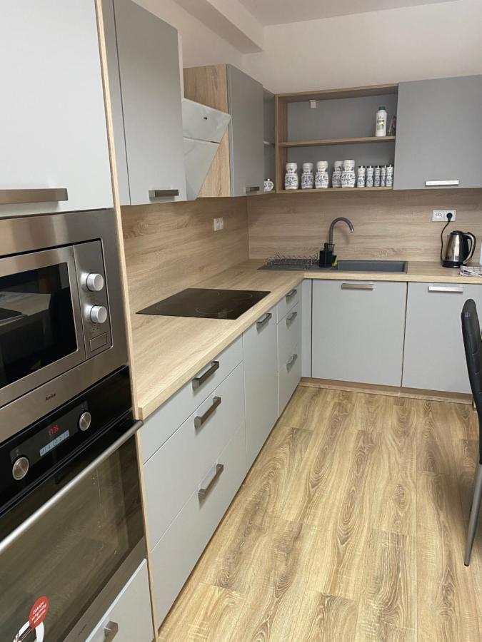 Apartman Solax, Ucnovska 8, Kosice Saca Екстериор снимка