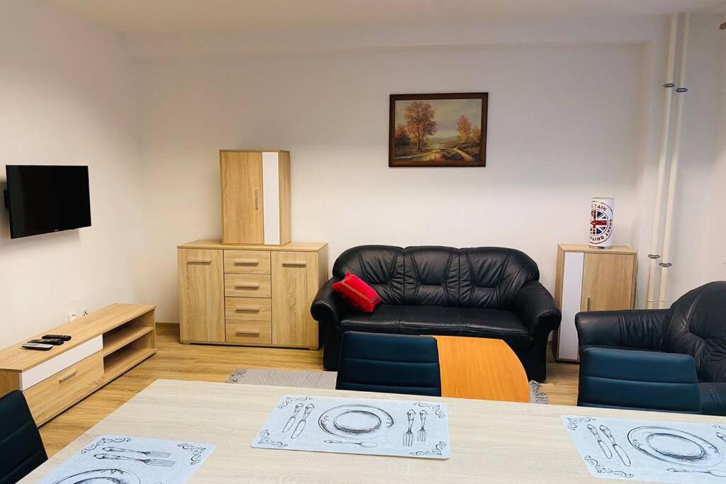 Apartman Solax, Ucnovska 8, Kosice Saca Екстериор снимка